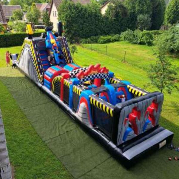 Piepūšamā atrakcija "Formula 1" no 90eur