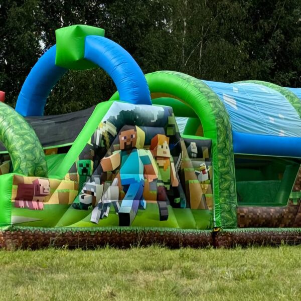 Piepūšamā atrakcija "Minecraft"  120eur 